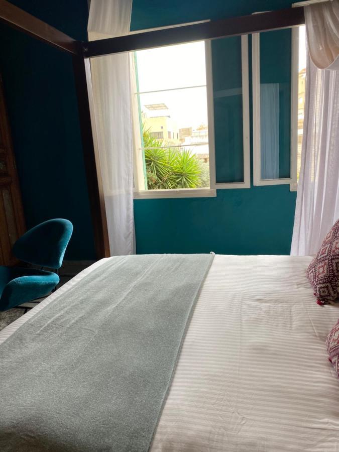 Dar Camelia Bed & Breakfast Tyre Bagian luar foto