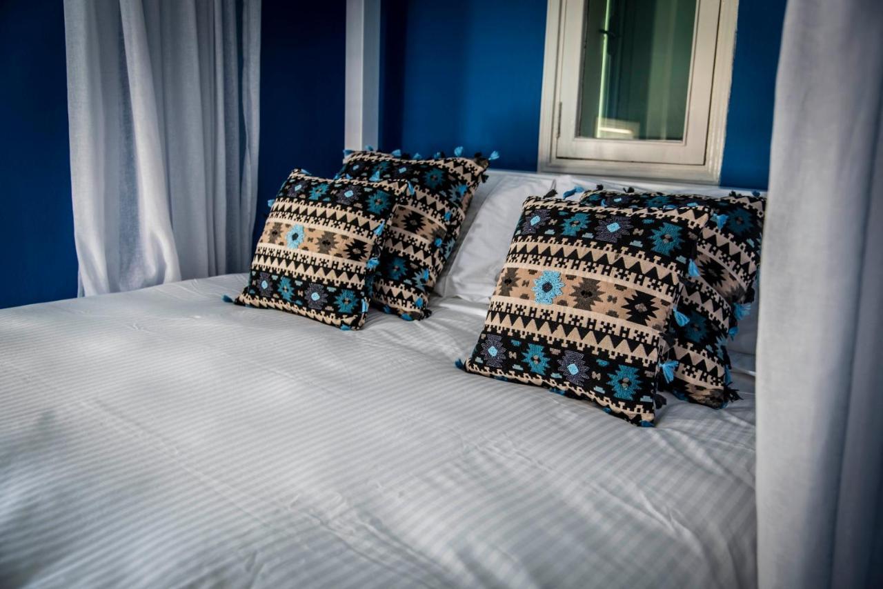 Dar Camelia Bed & Breakfast Tyre Bagian luar foto